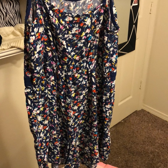 Cute romper ! - Picture 2 of 2